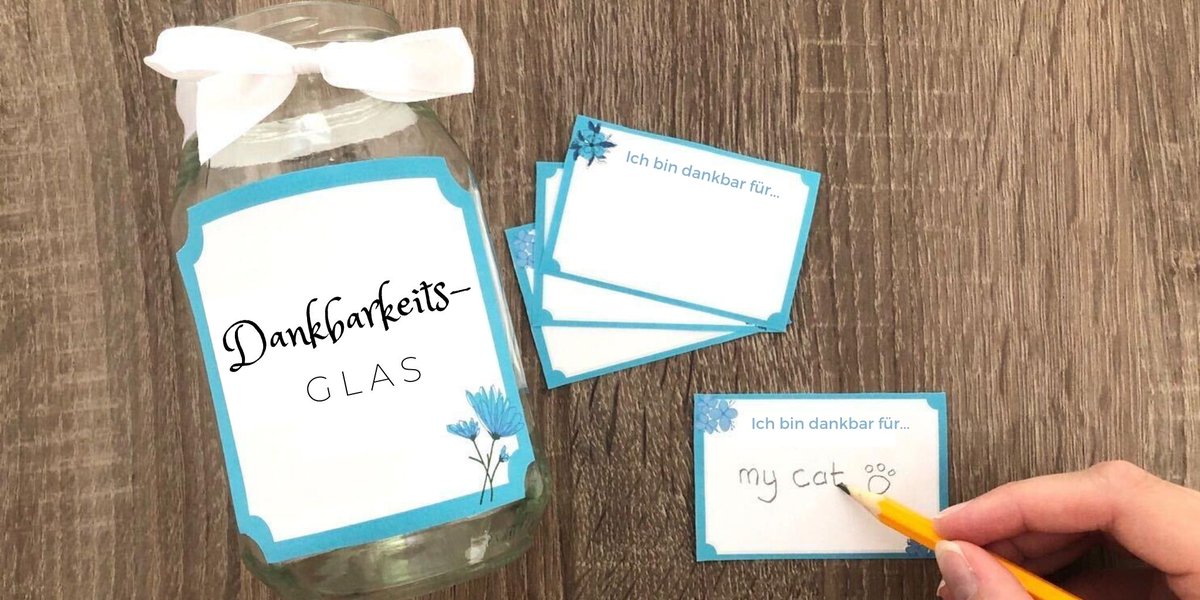 Praktiziert ihr regelmäßig #Achtsamkeit in eurer #Familie? 🙏 Wir haben ein Dankbarkeitsglas für Kinder gebastelt, mit dem ihr #Dankbarkeit einfach und spielerisch in euren Alltag einbauen könnt - inklusive kostenloser Druckvorlage! ✂️ #BabysitsDACH

babysits.de/community-them…