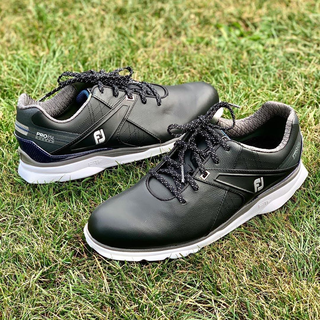 FootJoy's tweet photo. Decisions, decisions. 🤔

Which pair would you choose: #ProSL, #ProSLCarbon #TourX, or #TourX w/ @boafitsystem? 

📸: @PGAPappas https://t.co/xN3IWVicPl