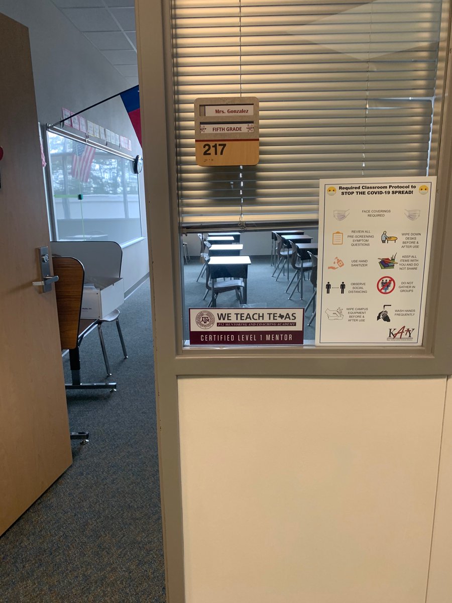 micaelagon19's tweet photo. Finally posted @we_p12 super proud taking my new acquired skills to a new district! https://t.co/VqRBw3GwS1