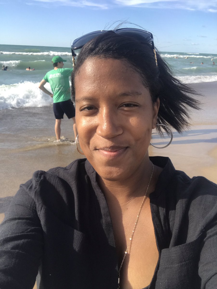 MsJacksonT3rd's tweet photo. Getting in some 3rd grade Geography “field work” where I grew up.😉 When I was in elementary school, this was our end of year fieldtrip every June.
#PureMichigan #WarrenDunes #LakeMichigan #3rdGradeSocialStudies #TeacherMommy https://t.co/7rxf7aMCtx