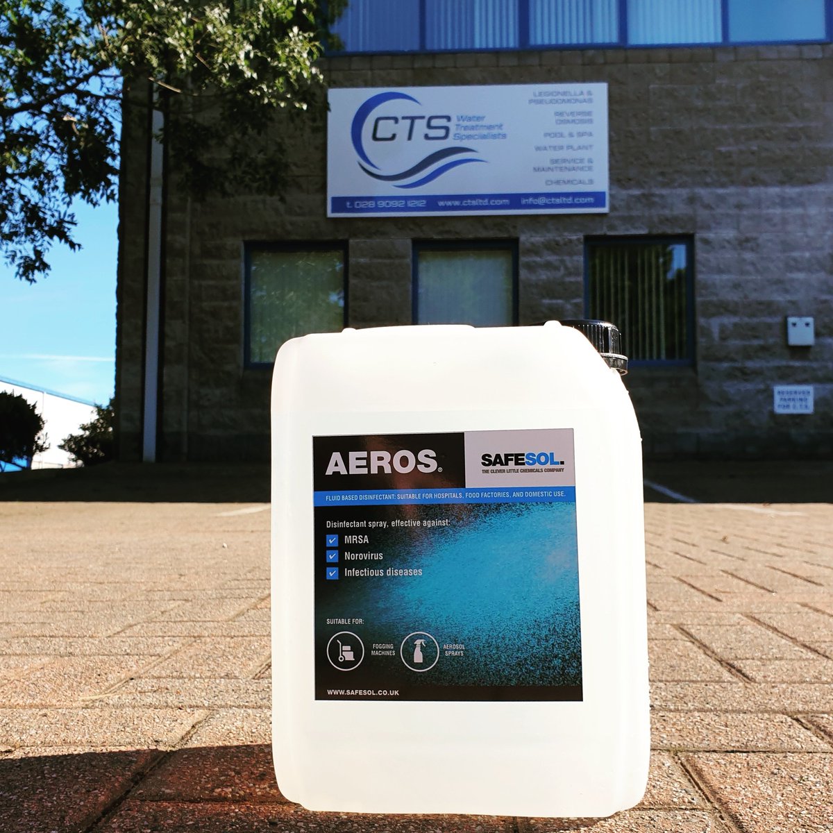 ctsltduk's tweet photo. Bank Holiday weekend doesn't stop the #virus

Emergency #covidcallout to #lisburn and #Strabane today.

Quick response to ensure people are kept as safe as possible after being in contact with coronavirus

#work #sunday #bankholiday #coronavirus #fogging #chemical #staysafe https://t.co/Xdotj9Slh3