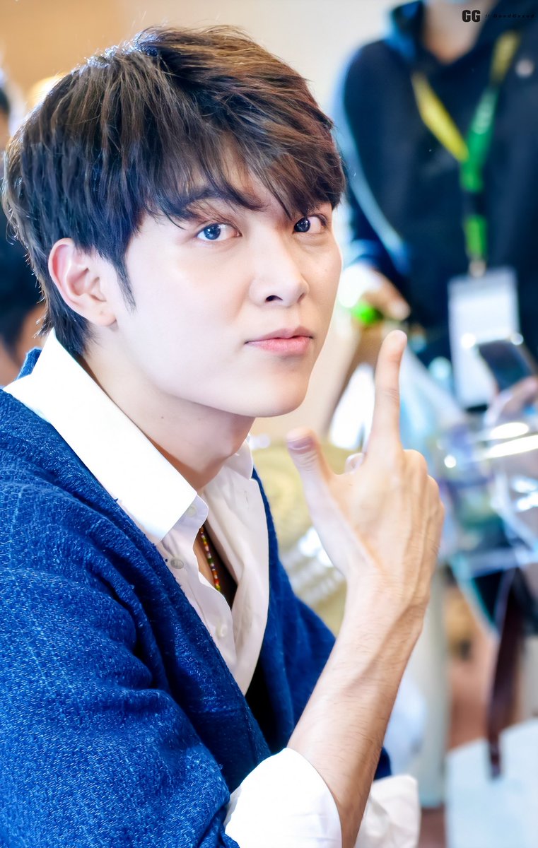 ได้เจอแล้ววววว~ หลังจากเรานกไปหลายงาน 
แต่ยังไม่หายคิดถึงเลย!! ขอบคุณวันอาทิตย์ทำให้เราได้ไปเจอเฮียได้ มันดีมากๆ 
<a href="/gxxod65/">Gxxod</a>
#ก็อตอิทธิพัทธ์ #SACICT #SACICTCRAFTFAIR2020
#themallgroup