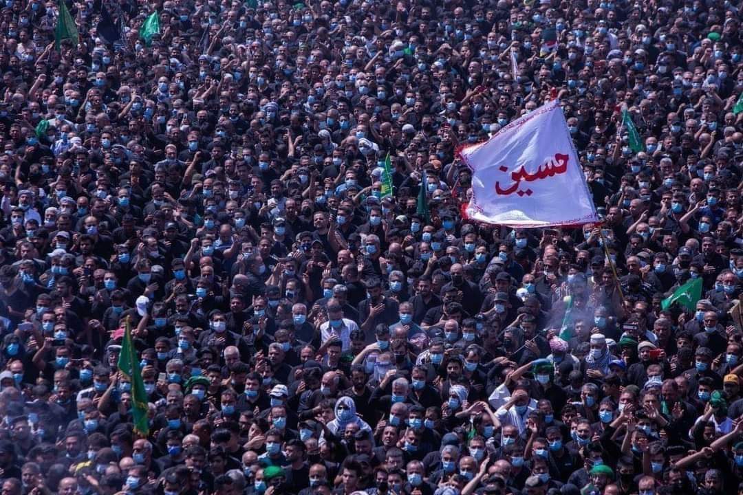 الوباء اوقف العالم بأكمله لاكنه لم يستطع ايقاف عشاق الحسين

#لبيك #ياحسين