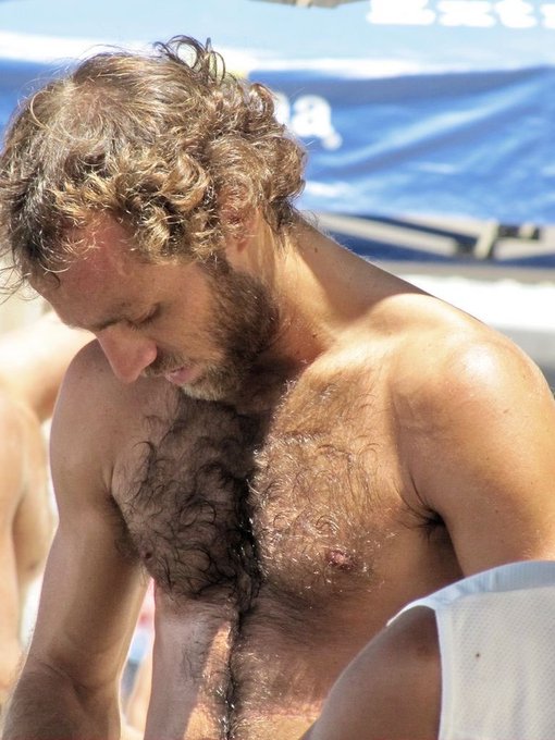 August 30 ?? ?? @hairydavid @hairyfan #hairsome #hairychest #hairygay #hairyfan #scruff #beardedhomo