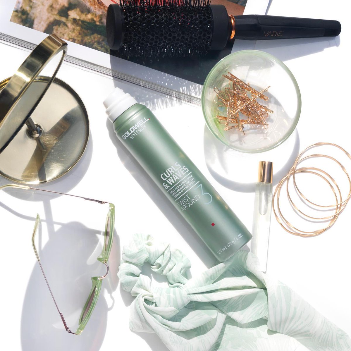 Vieth_Haarmode's tweet image. N I E U W E  •  W E E K   •   N I E U W E  •  K A N S E N
Wil jij alvast voor deze week een afspraak inplannen? Dat kan ook heel eenvoudig op zondag! Via onze website vieth.nl kan je 24/7 online jouw behandeling inplannen 😃💇🏻‍♂️💇🏽‍♀️ #vieth #haarmode #hardenberg