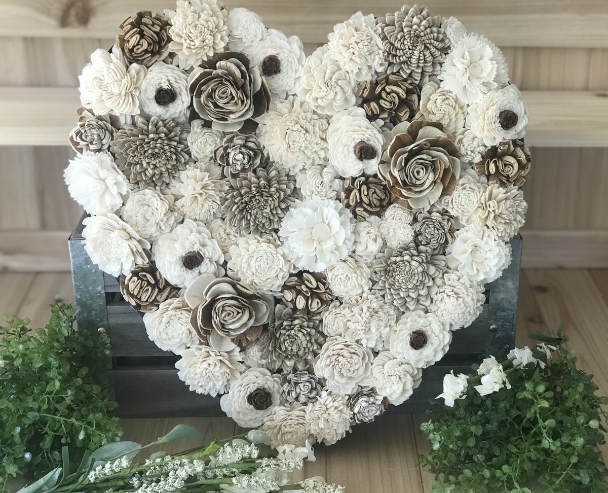 Add some down-home charm with this beautiful, country-inspired wood heart. 
bloomingwoodboutique.etsy.com
#rusticfarmhouse #rusticdecor #solawoodflowers #soladecor #countrydecor #etsy #walldecor #ecoconscious #womenownedbusiness #girlpower #artsy #wood #floral #flowers #pretty