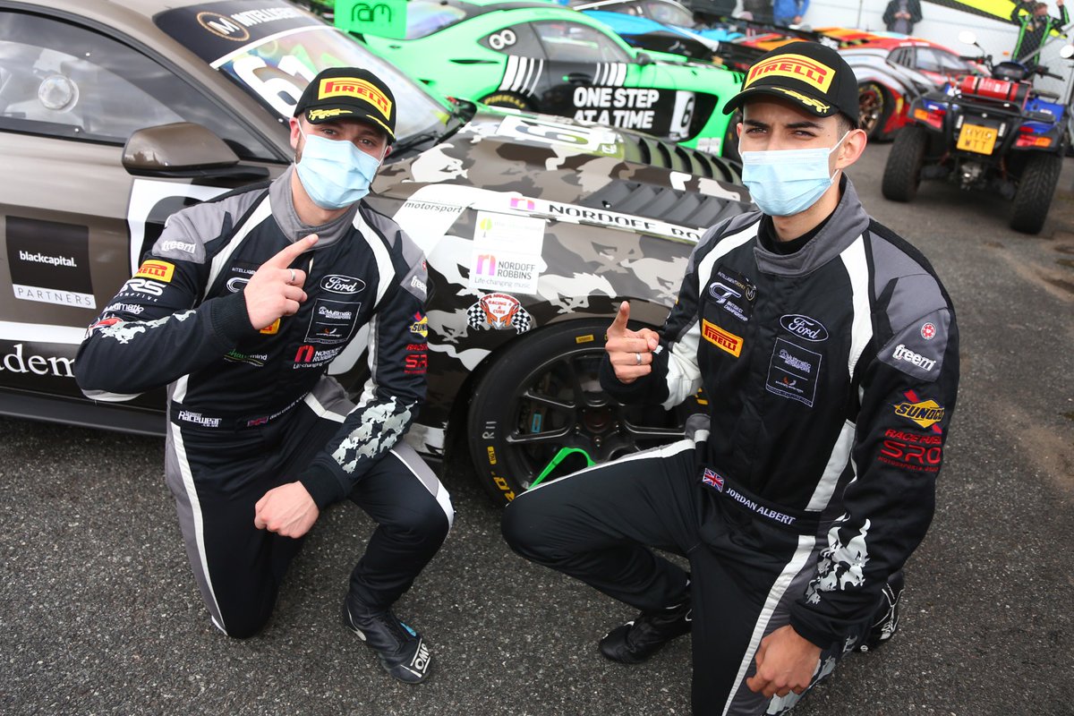 Congratulations to <a href="/mcowleyracing/">Matt Cowley Racing</a>, <a href="/JordanAlbert/">Jordan Albert</a> and all the team at Academy Motorsport for taking a <a href="/BritishGT/">🇬🇧 #BritishGT 🏁</a> win at Brands Hatch! Top job guys!

8th to 1st hey?! 👊

#FordMustang #AmericanMuscle
