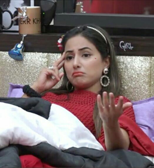 The sherr khan the strong girl who had gone through what not in that house but she never ever gave up. She stood she fought and she is where she is. @eyehinakhan take a bow for your journey in BB house, one of most difficult period..Journey thread 9/n #hinakhan  @eyehinakhan