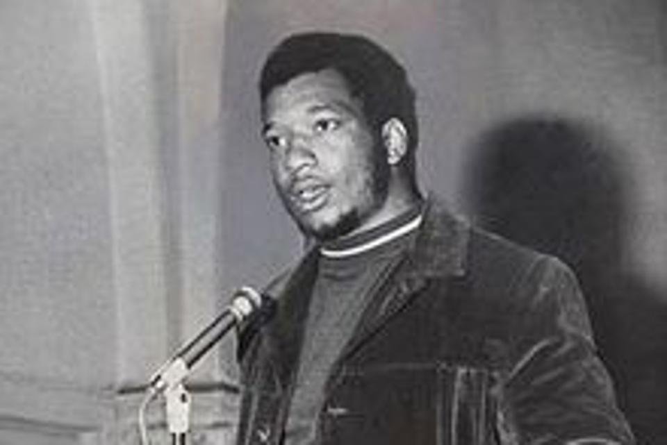 "We want people who want to run on the People's Party, because the people are gonna run it whether they like it or not...They run it in China, they're gonna run it right here." —Fred Hampton, born on this day in 1948 https://www.historyisaweapon.com/defcon1/fhamptonspeech.html