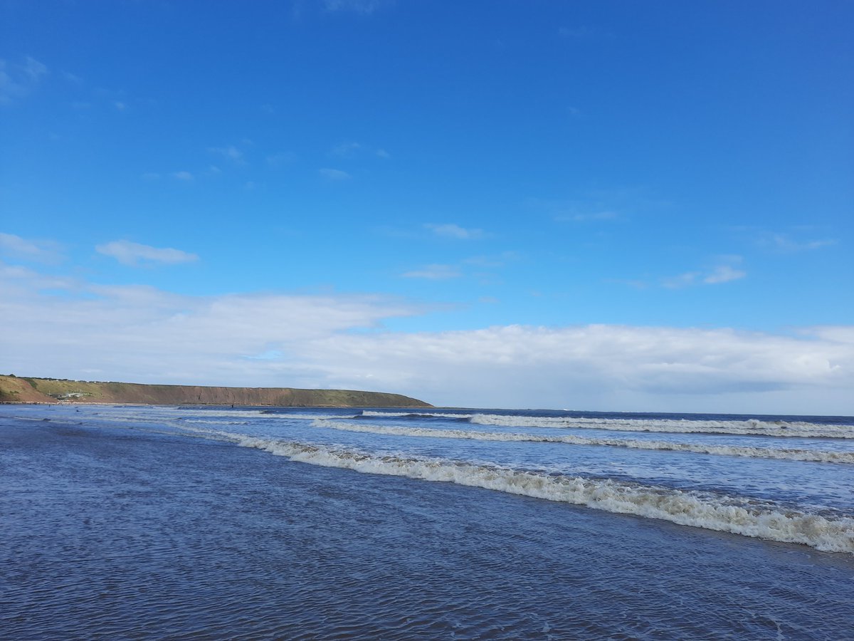 LeighSEdmondson's tweet photo. Spirits lifted with a #daytrip @Filey_UK Whatever the #weather the boy is in the #sea. #bankholiday #familytime #memories #favouritespaces #NorthSea #fishandchips #donuts #amusements #beach #paddle #sunshine #beachcombing #seaglass #Filey #FileyBrigg #happyplace #YorkshireCoast https://t.co/hca5xv5NZK