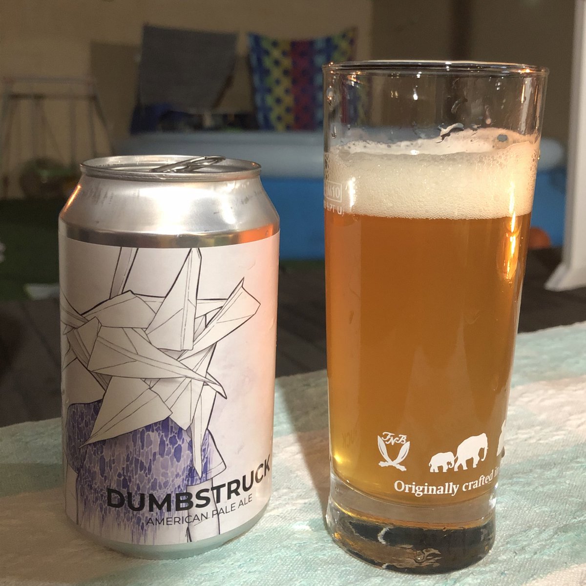 Julio_Vegas's tweet image. @mario_infantes es un grandísimo amigo que se vino a casa cargado de cervecitas. Aquí las de los chicos de @jakobslandbrew : #Dumstruck #Xigantes #IAmEasyEasyAmI y #WordsAreVeryUnnecessary ¡Un disfrute!
