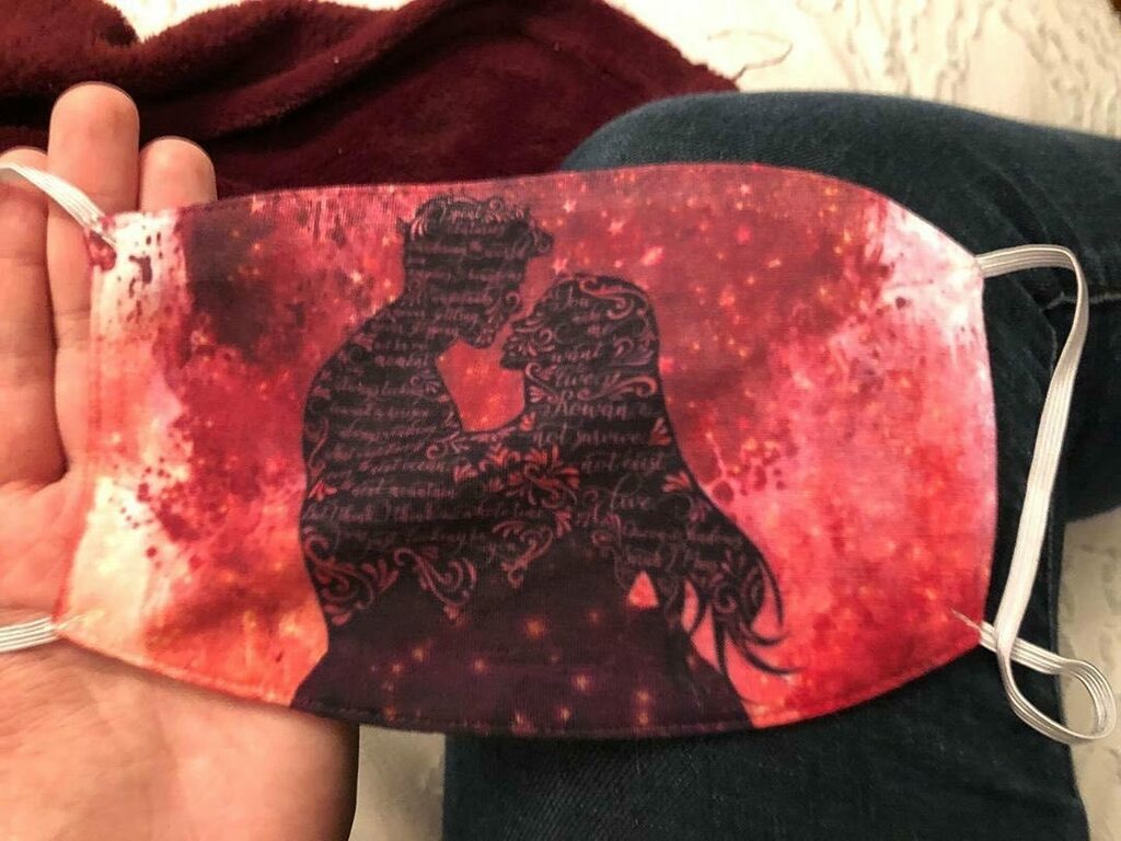 I spent centuries wandering the world, from empires to kingdoms to wastelands, never settling, never stopping - not for one moment. I was always looking toward the horizon, always wondering what waited across the ocean, over the next mountain. But I thin… instagr.am/p/CEhP-o0DKsY/