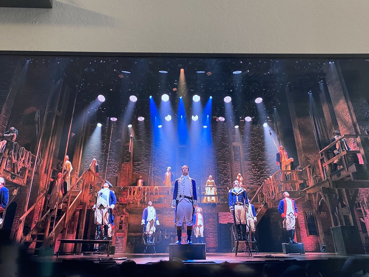 Such a Masterpiece!
#linmanuelmiranda ##HamiltonMusical ##Hamilton 

Never tired of Hamilton 💜