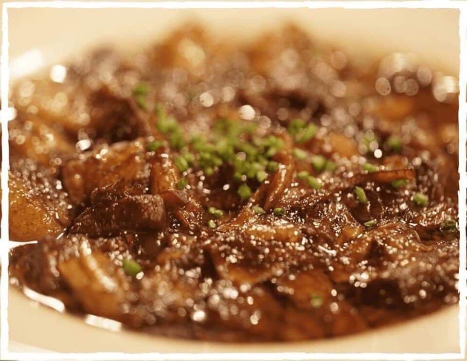 flychynn's tweet photo. Kapamilya, kapuso at kapatid ‼️

SISIG pampulutan now available!🍻
(Siguradong ma-bobondat ka sa sarap!😅)

*Frozen / Ready-to-cook*

Order it here ⬇️

https://t.co/u2K1iAVemH

https://t.co/u2K1iAVemH

#boybondat #sisig https://t.co/rXxK9O2cei