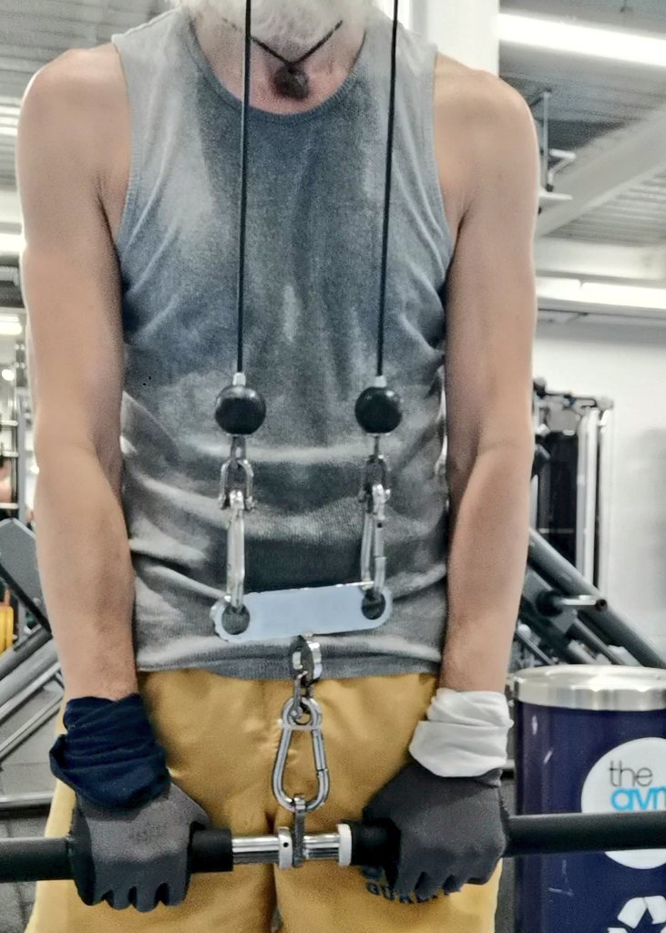 joncampling's tweet photo. Fab #RUNWITHREGIS today LIVE ovrnon my INSTA Thanks you ok Who joined me ππ€
Followed by a fab #weights sesh
Now A how Epsom salts bath sitting milk from my @Wyntercon glass
Ahhhhhhh bliss.
ππ€
#Triceps #Obliques #Lats #Back #shoulder & #abs π€ https://t.co/kOIhKWMq5s