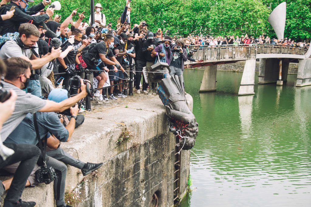 4) Protesters Topple Colonialist Monuments in England and Belgium as Black Lives Matter Demonstrations Spread Across Europe:“A statue of Edward Colston was tossed into Bristol harbor and monuments to King Leopold II were defaced in Belgium.”  @artnet  https://news.artnet.com/art-world/colonial-monuments-topple-europe-1880991