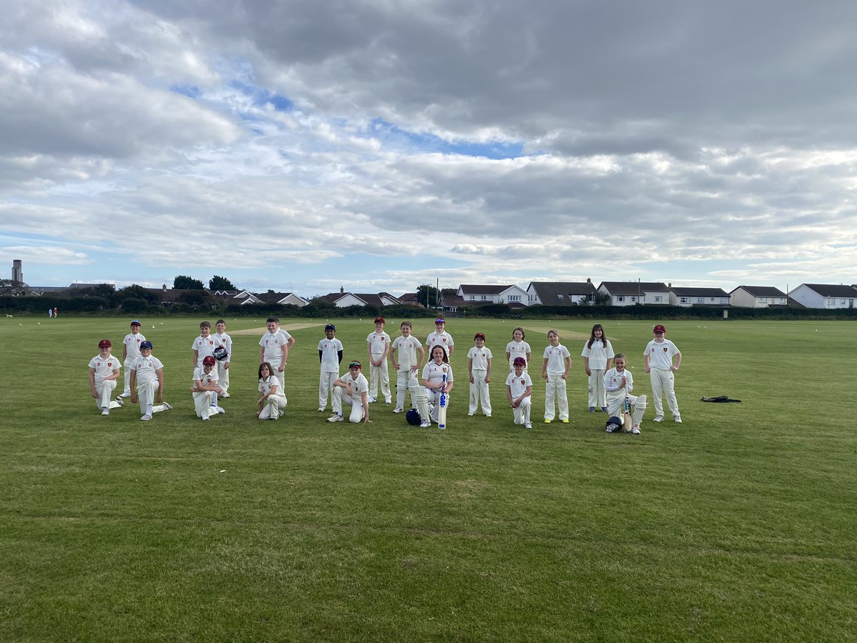 U11s finish off their season against @WestGlamcricket @PorthcawlCC these guys will get to know each other a lot more in the winter