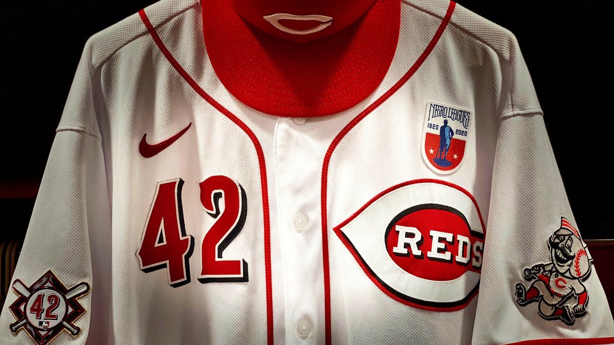 cincinnati reds jersey history