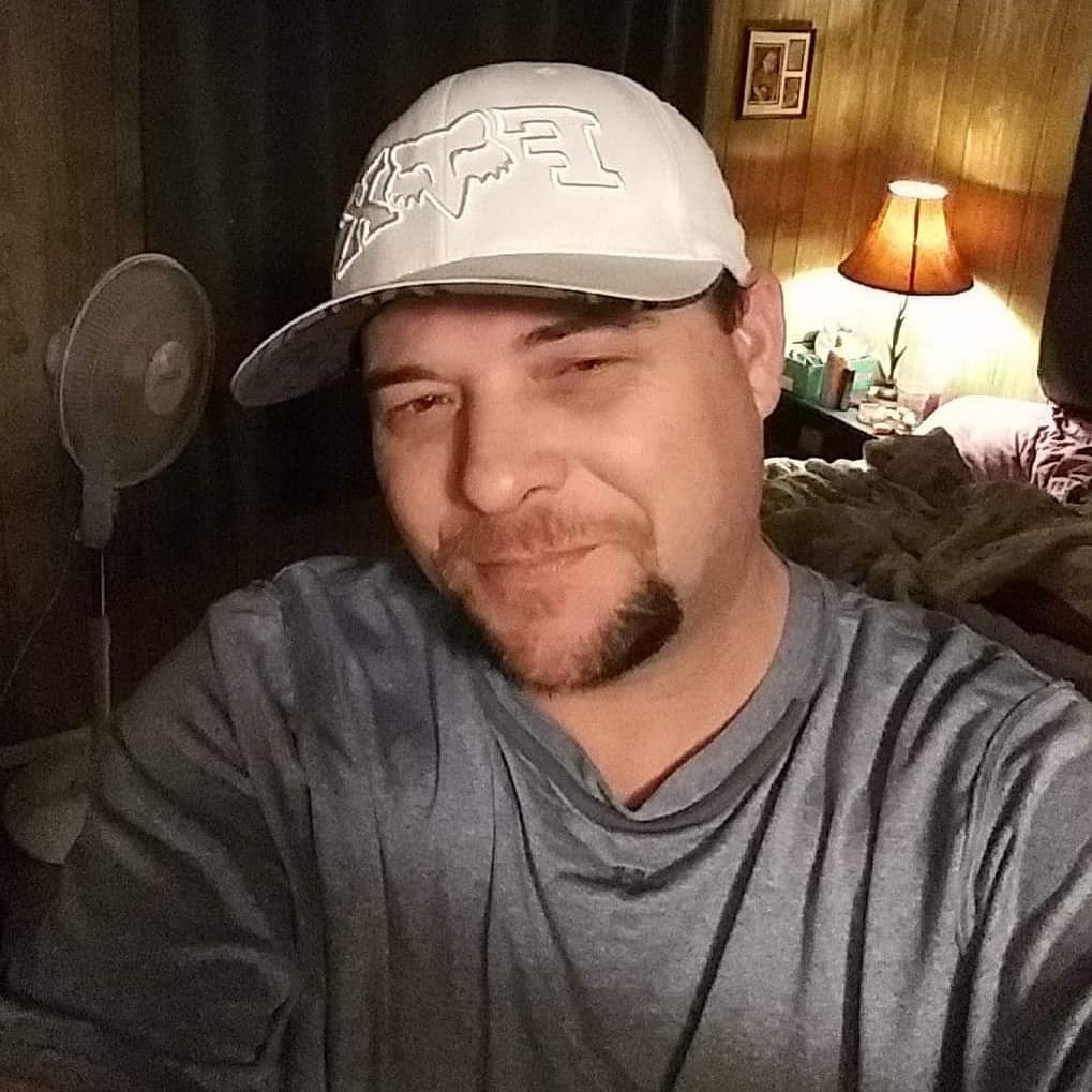 Image_G's tweet image. At a lost... For his kids, for his sister... For my own emotions. We have set up a GoFundMe account burial cost if you can help we appreciate it. Link is in my bio 
gf.me/u/yu4v5i instagr.am/p/CEh7bpzngyxn…