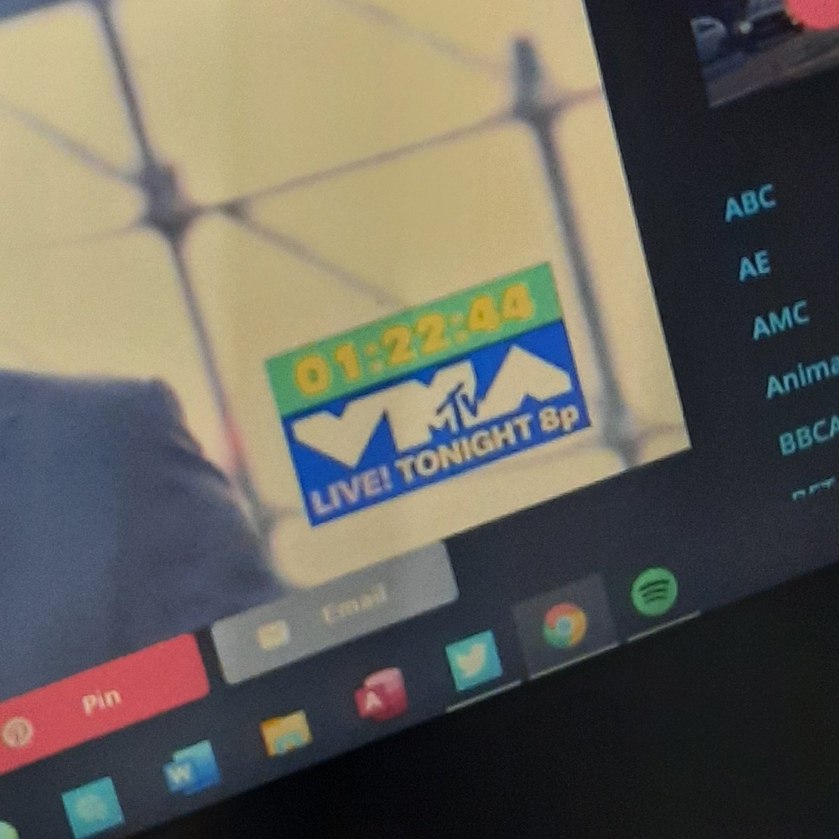 vsoskee's tweet image. Ese es el tiempo que tengo de terminar una tarea, siento la adrenalina ahora mismo #vmas #STREAMNITSW