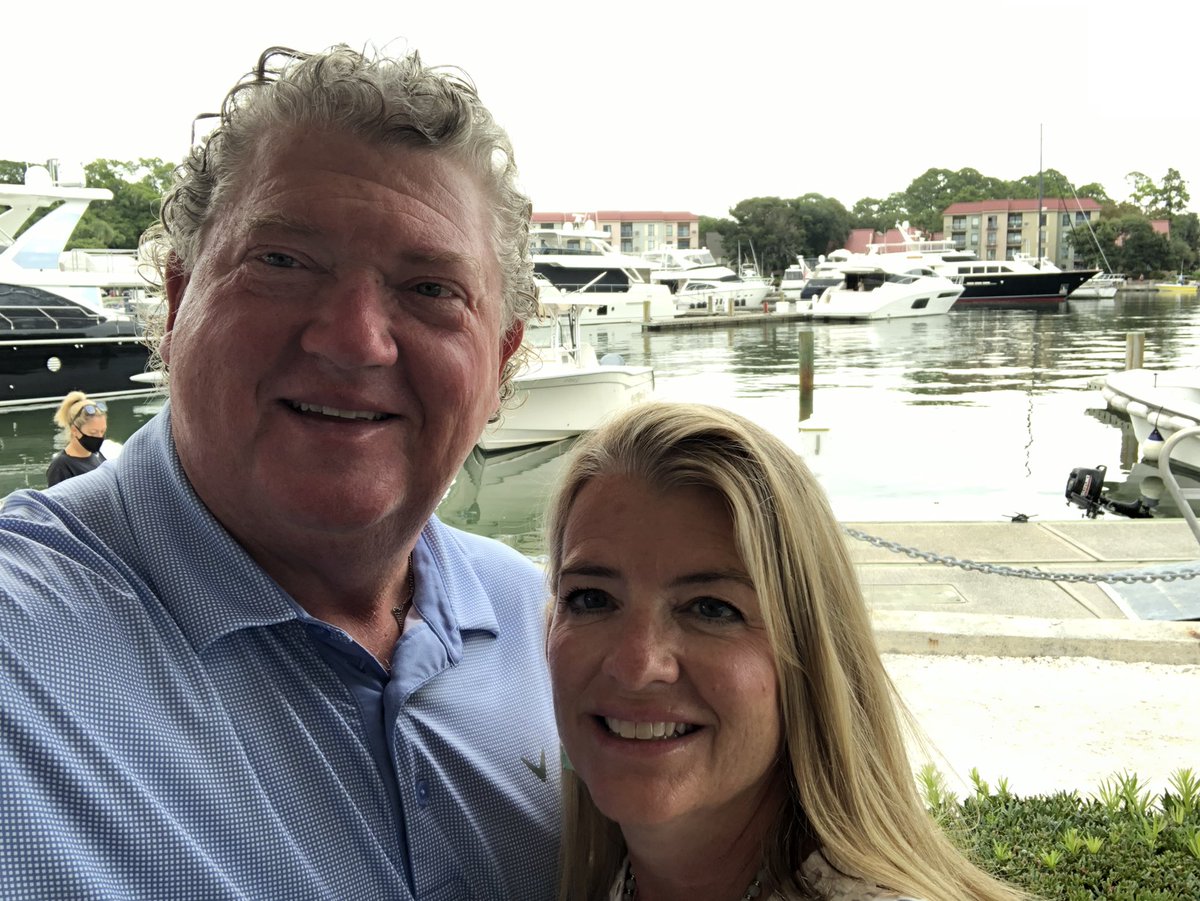MMason_WM's tweet photo. Hilton Head S.C. Harbor town marina! Heaven on earth!! https://t.co/W3xBESM06c