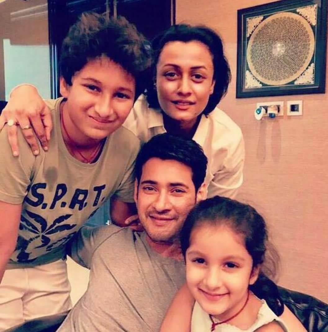 baraju_SuperHit's tweet photo. సూపర్ స్టార్ కృష్ణ గారి మనవడు, సూపర్ స్టార్ మహేష్ బాబు తనయుడు, ప్రిన్స్ గౌతమ్ ఘట్టమనేని కి పుట్టినరోజు శుభాకాంక్షలు 
#HBDPrinceGautam #GautamGhattamaneni @urstrulyMahesh #SSMB https://t.co/fRbLARYpX6