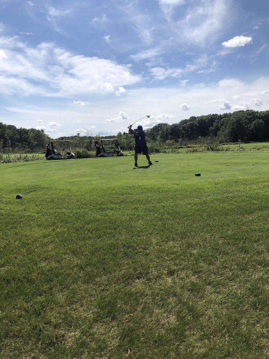 WPSilverStars's tweet photo. Great day for a coaches golf day, what do you say @Moldy_Swiss7 https://t.co/a5iAGeDFvo