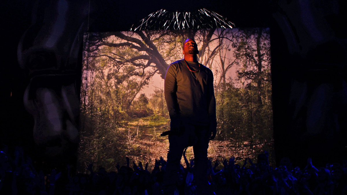 2013: Kanye broke the record for the most  #VMA   performances when he performed “Blood On The Leaves” for the first time live. This was West’s seventh  #VMAs   performance.