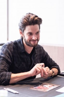 day 29 – favorite convention:  #BenBarnesBirthdayMonth