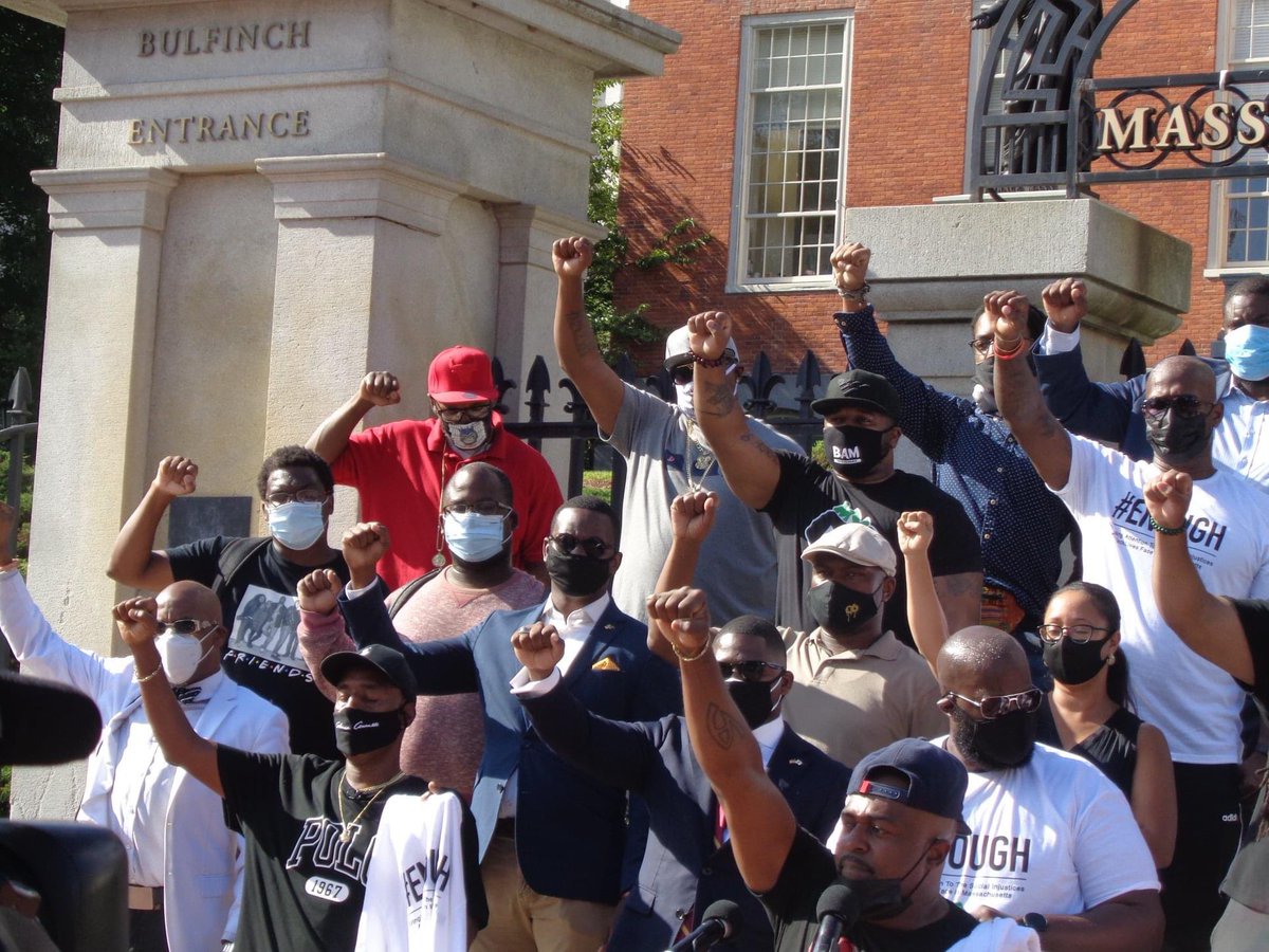HC_CoachBrown12's tweet photo. This past Friday, 30+ #BlackRevolutionaries stood #Firm, #Strong, and #Powerful with our ten toes down and amplified the #socialjustice that #BlackLives continue to face in #Massachusetts. https://t.co/yPPalMQOBB