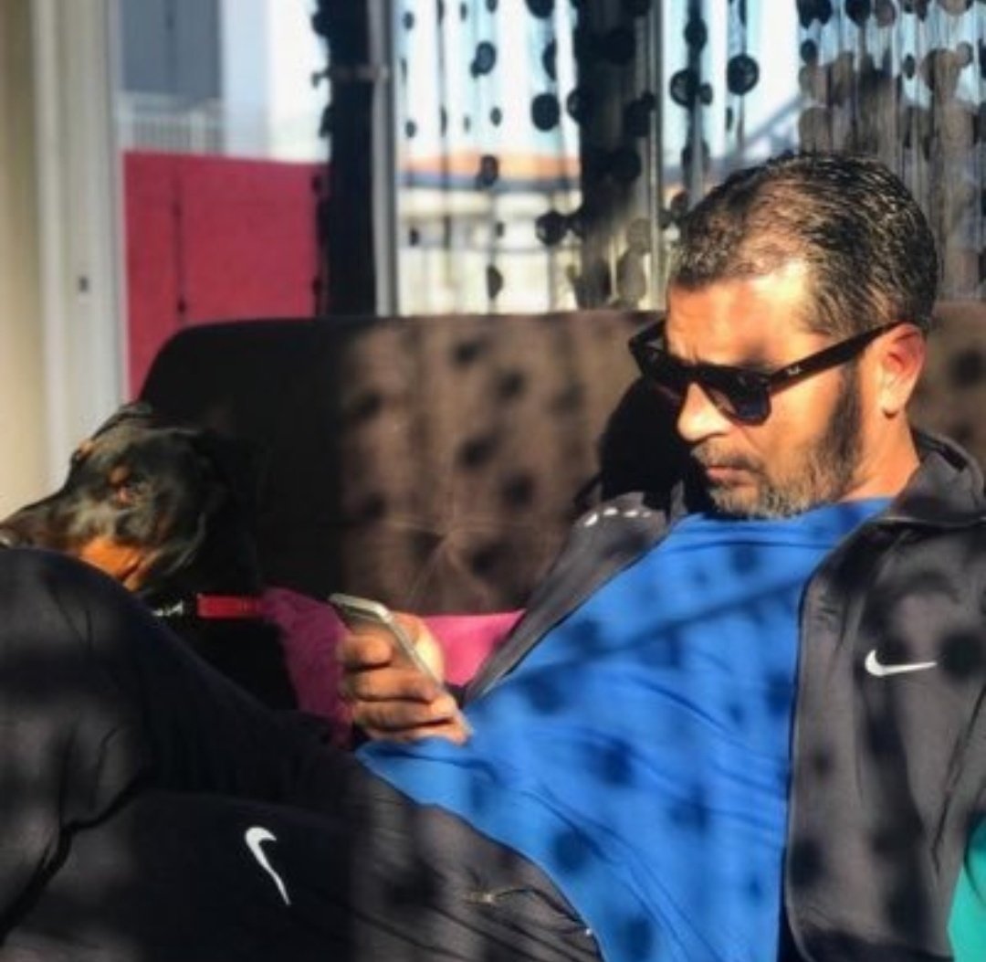 UmitKaraca_'s tweet photo. Ülkemizin Başkentinin Belediye Başkanı, bir hemşire kardeşimizin twetini alıntılayarak tamamen insani duygularla bir paylaşım yapıyor.
Tecavüzcü zihniyet hiçbir fırsatı kaçırmayarak bu hemşire kardeşimizi tecavüz etmekle tehdit ediyor.
Fakat hakkında hiçbir işlem yapılmıyor. https://t.co/h2kXLOhs2k