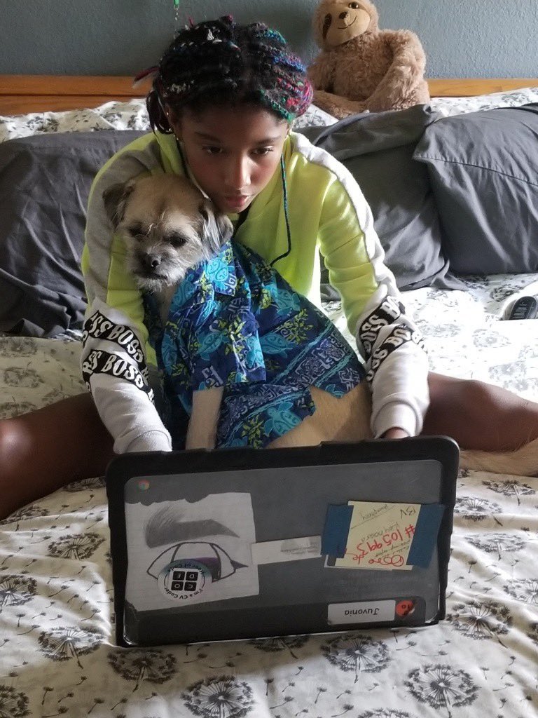 Mrs. Knierim tweet media