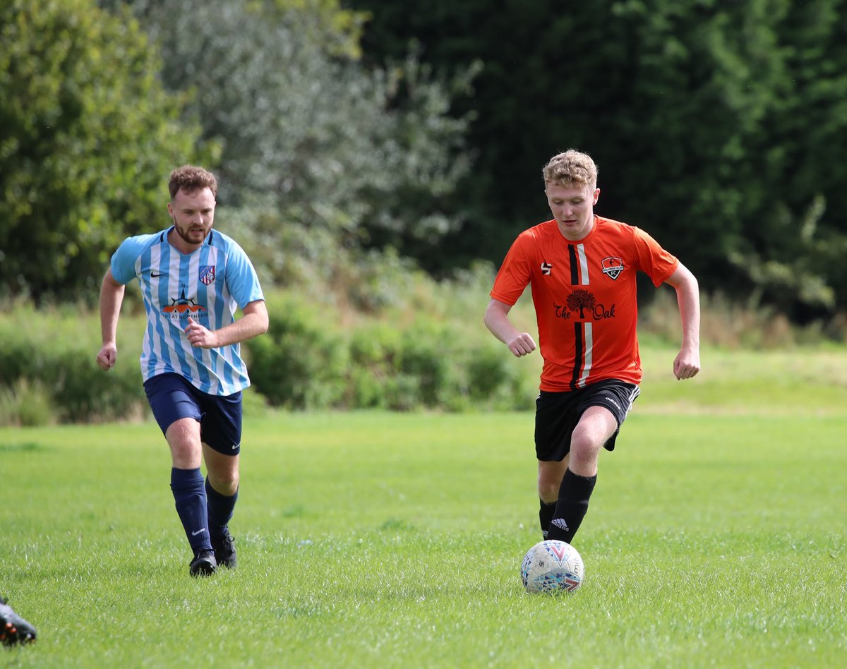 SwallVillage's tweet photo. ⚽️ SIGNING ⚽️

Give a big welcome to @lsdalmedo who signs for village after keeping £2k a week worth a strikers in his pocket today

UTV 🟠⚫️ https://t.co/hn4jxkW39D