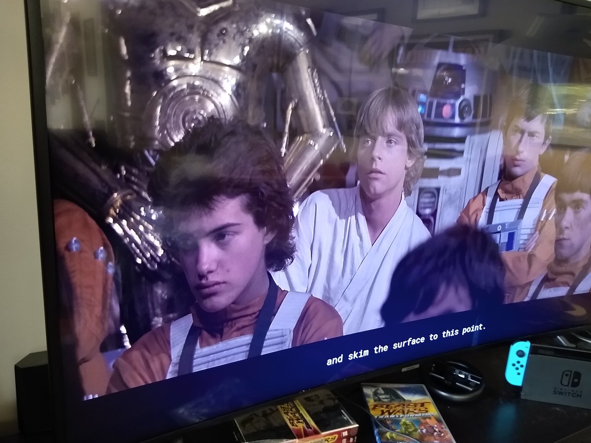 damnyouwillis's tweet photo. I know I've posted exactly this before, but:

If I told you the offspring of Natalie Portman and Hayden Christensen was in this shot, you wouldn't pick out Mark Hamill. https://t.co/VE8ompfLaR