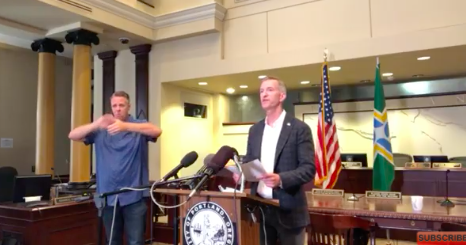 newsguyusa's tweet photo. "Do you seriously wonder, Mr. President, why this is the first time in decades that America has seen this level of violence?" asks @tedwheeler. "It is you..." https://t.co/5ynKJFtnjd