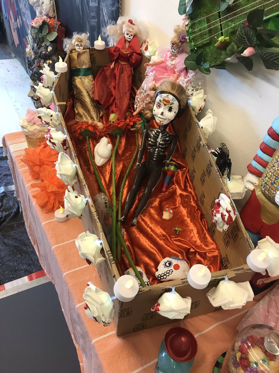 jan_hoekema's tweet image. Voor de vijfde keer #Allyoucanart met en rond #DavidBade in @Kunsthal . David betrok weer veel kunstenaars maar ook Rotterdamse wijken en buurten zoals #Charlois. Ondanks Corona beperkingen weer heel goed geslaagd ook in outreach, prima ruimte in auditorium. Goed , @kunsthal !