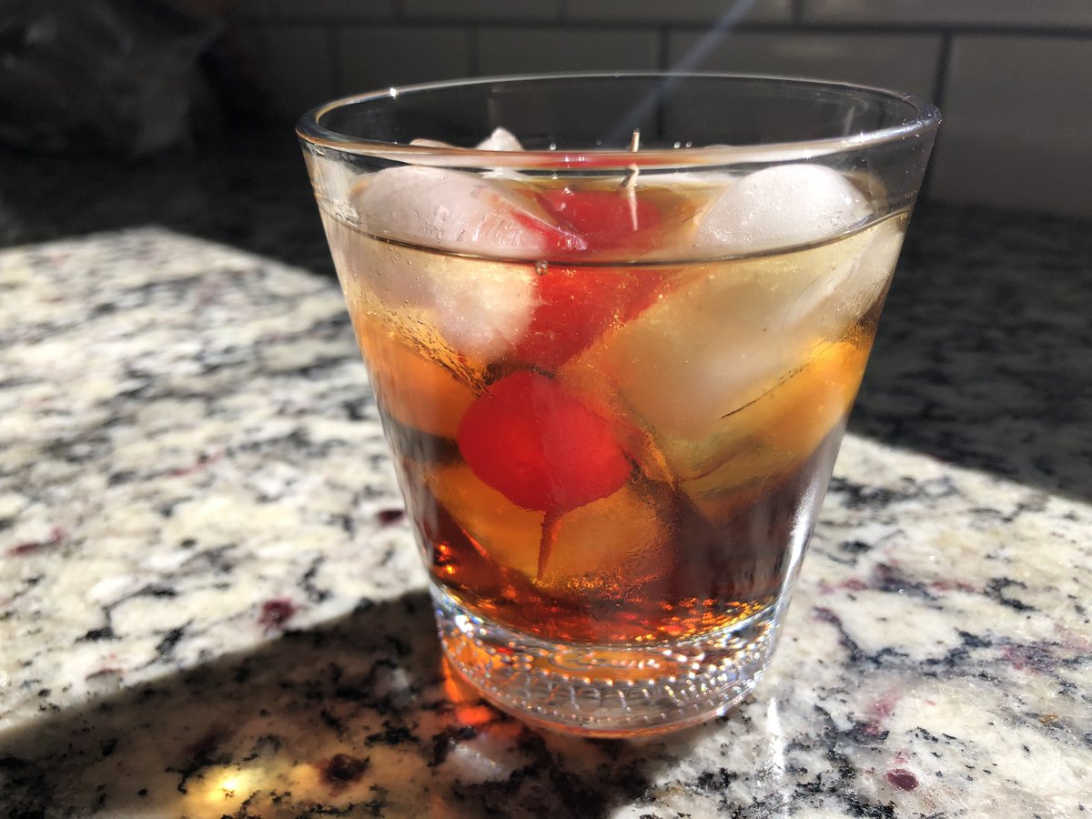 MIbeertaster's tweet photo. #bourbon #uncleRoy prepping myself, for some meal prep. https://t.co/hZ4hMsiRRX