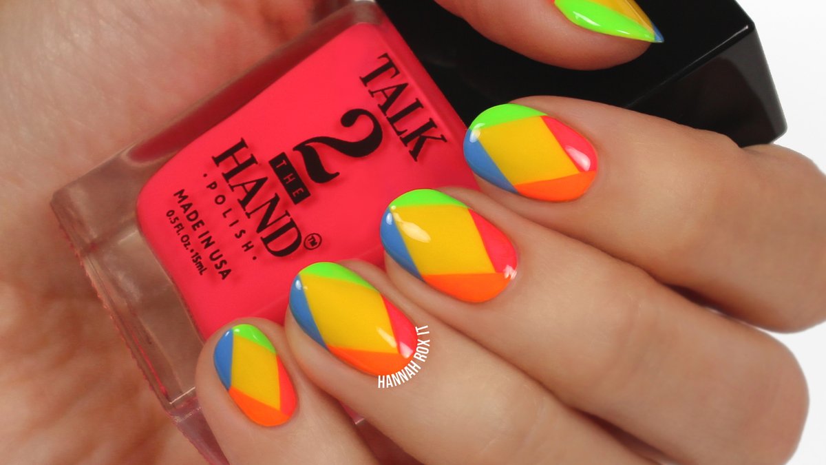 New video! Neon Geometric Nail Art using <a href="/ttthandpolish/">Talk To The Hand Polish</a>! Watch here: bit.ly/NeonGeometricN…