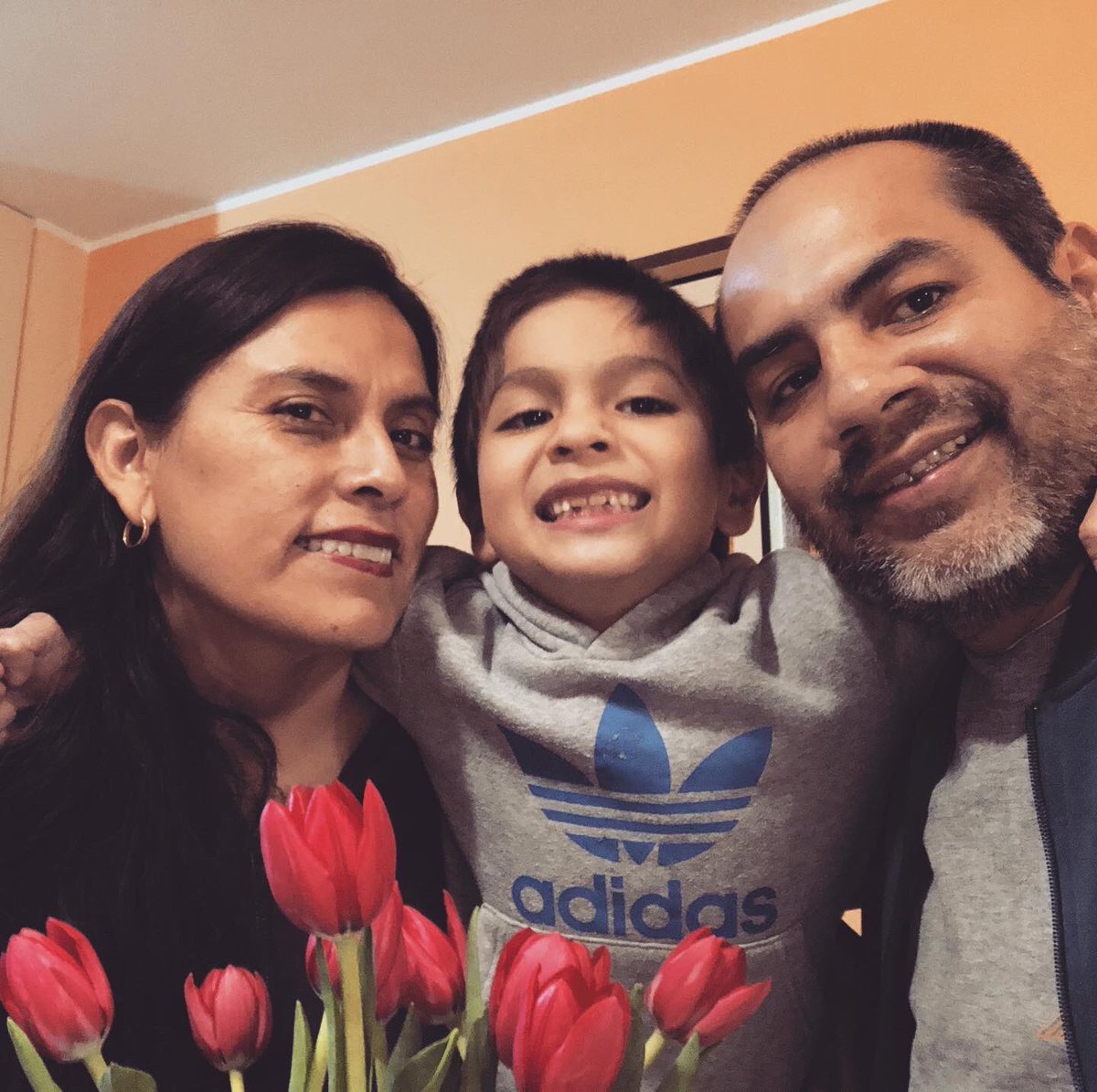 vfelipeg's tweet photo. #FAMILIAHIBBERT #familiasdesprinfield  #FOX  Disfrutando el fin de semama https://t.co/tFd8DJDvGO