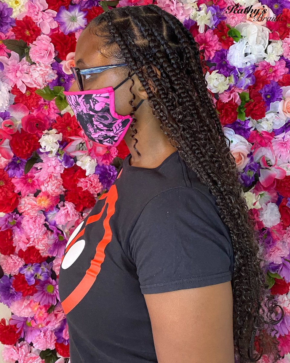 KathysBraids's tweet photo. Curls for the girls ✨ I love a goddess style 😍 #TheBraidingGoat #knotless #knotlessbraids #mediumknotless #knotlessboxbraids #bronxbraids #bronxbraider #nycbraids #bronxknotless #bronxknotlessbraids #goddessstyleknotless #goddessknotless #goddessbraids https://t.co/KsIVQVbBfV