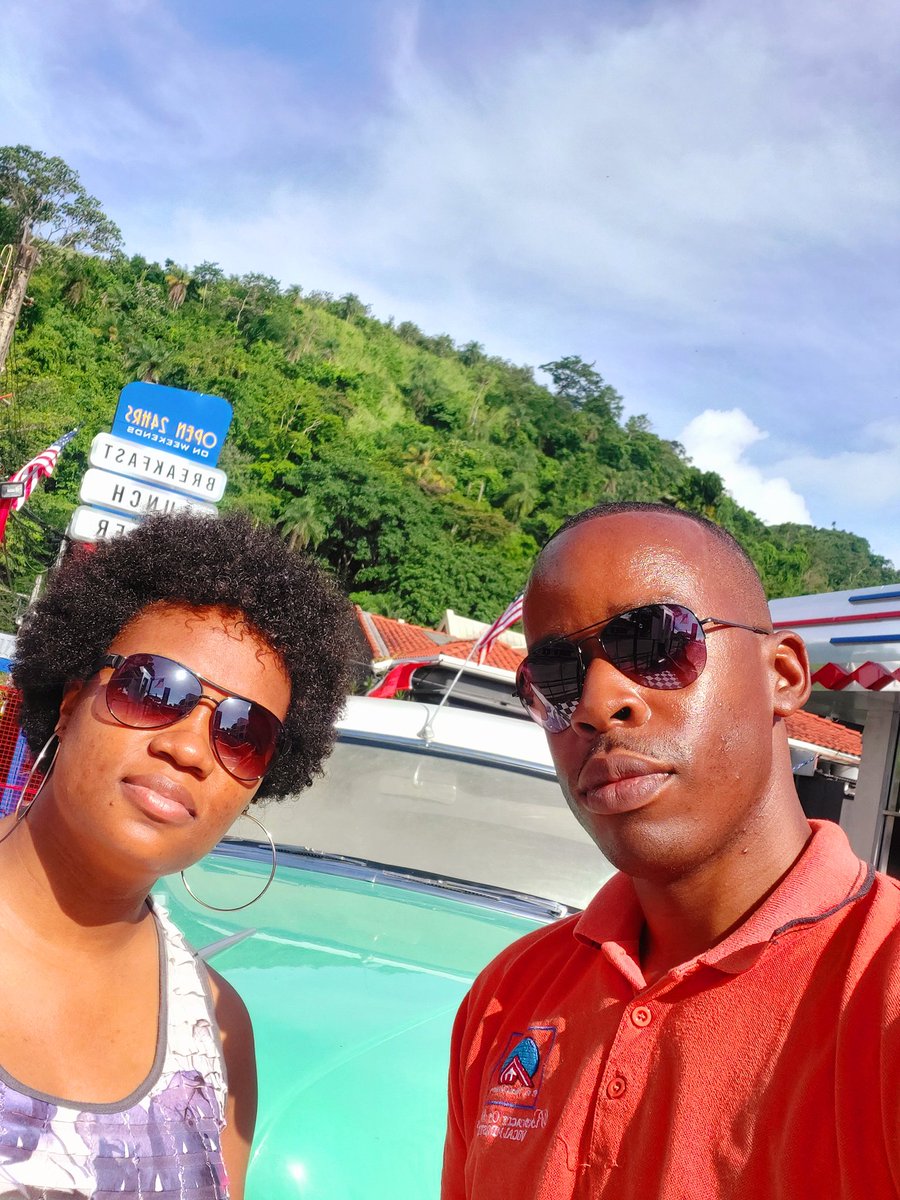 SterlingRobert1's tweet photo. 👑#MostHighSunday👑 
#Drive:
5-STARS REVIEW!!⭐⭐⭐⭐⭐
My wife &amp; I went Maraval to
This 24-Hour Breakfast, Lunch &amp; Dinner, American Diner!
[📷: @SterlingRobert1]
#photography #photo #photos #love #wife #Weekend #Foodrun #caribbean #TrinidadandTobago #sterlingrobertsmusic #SRM https://t.co/LyCcryBKpi