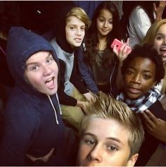 FanaccJace's tweet photo. appreciation post #103 Happy birthday to the amazing @seanryanfox7 I hope you have an amazing day Sean! Thank you for making a huge impact our lives. Happy birthday!!! https://t.co/FjHzQWxI91