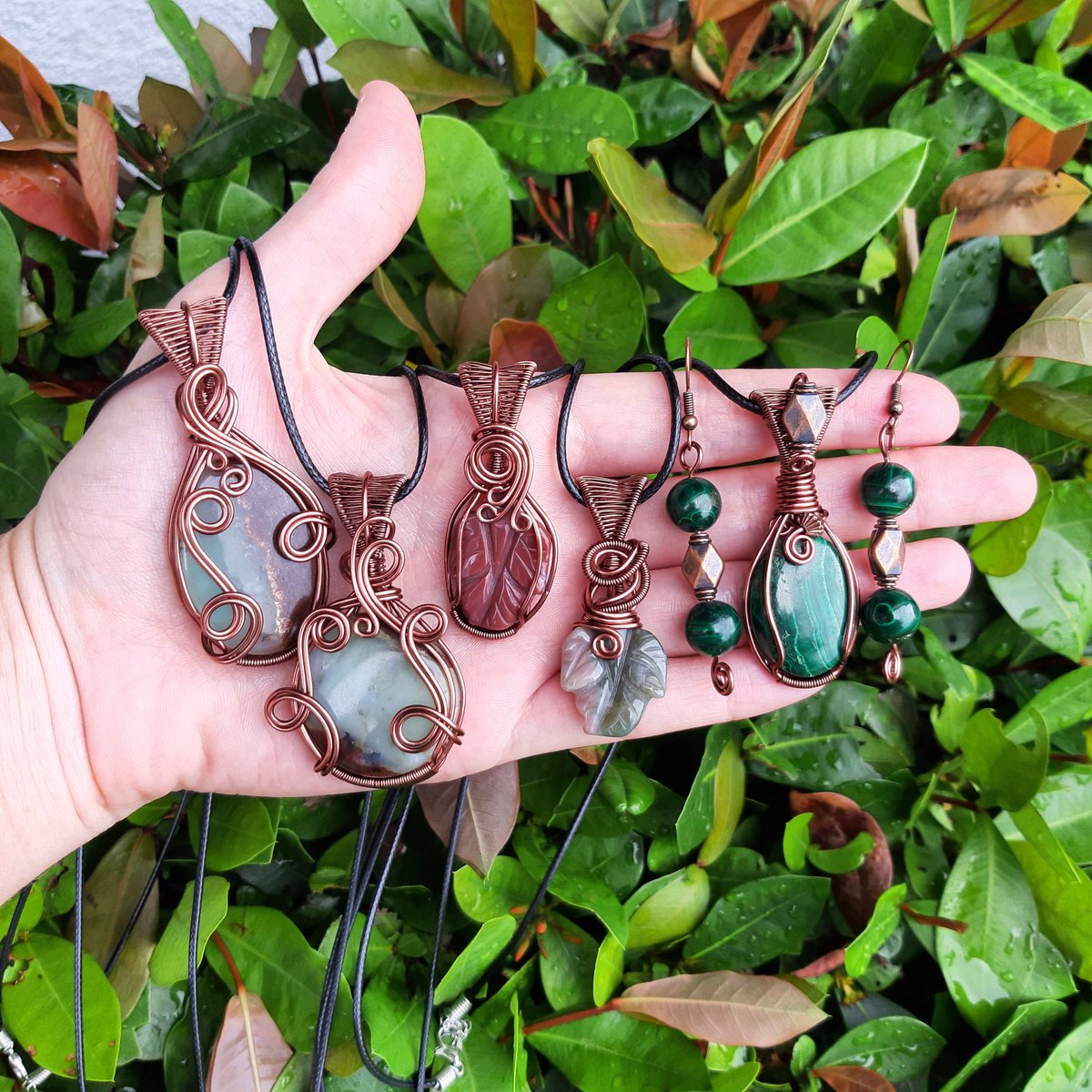 I finished up the last few pendants and earrings for my fall/halloween themed shop update. Available September 1st 