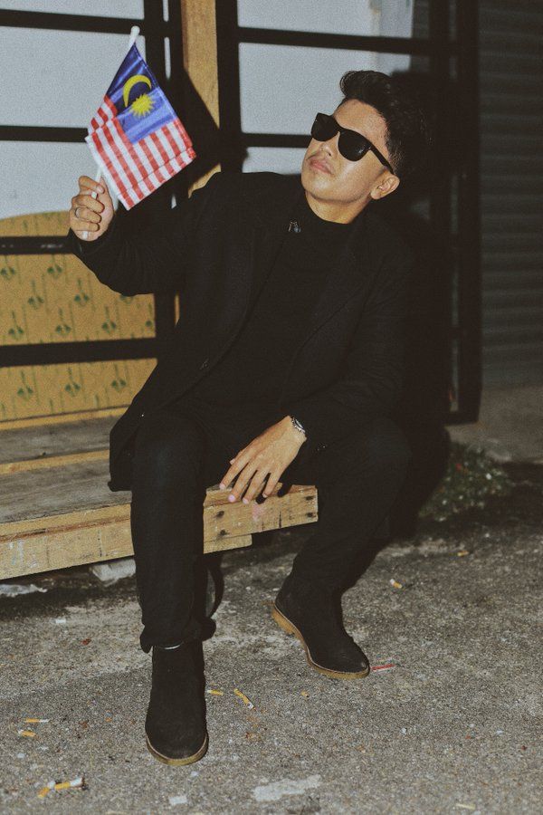 nuratihah98_'s tweet photo. All Black @HaqiemRusli ๐
#konsertkitamerdeka
#Momentmerdeka
#detik31ogos https://t.co/gDKHa3uI32