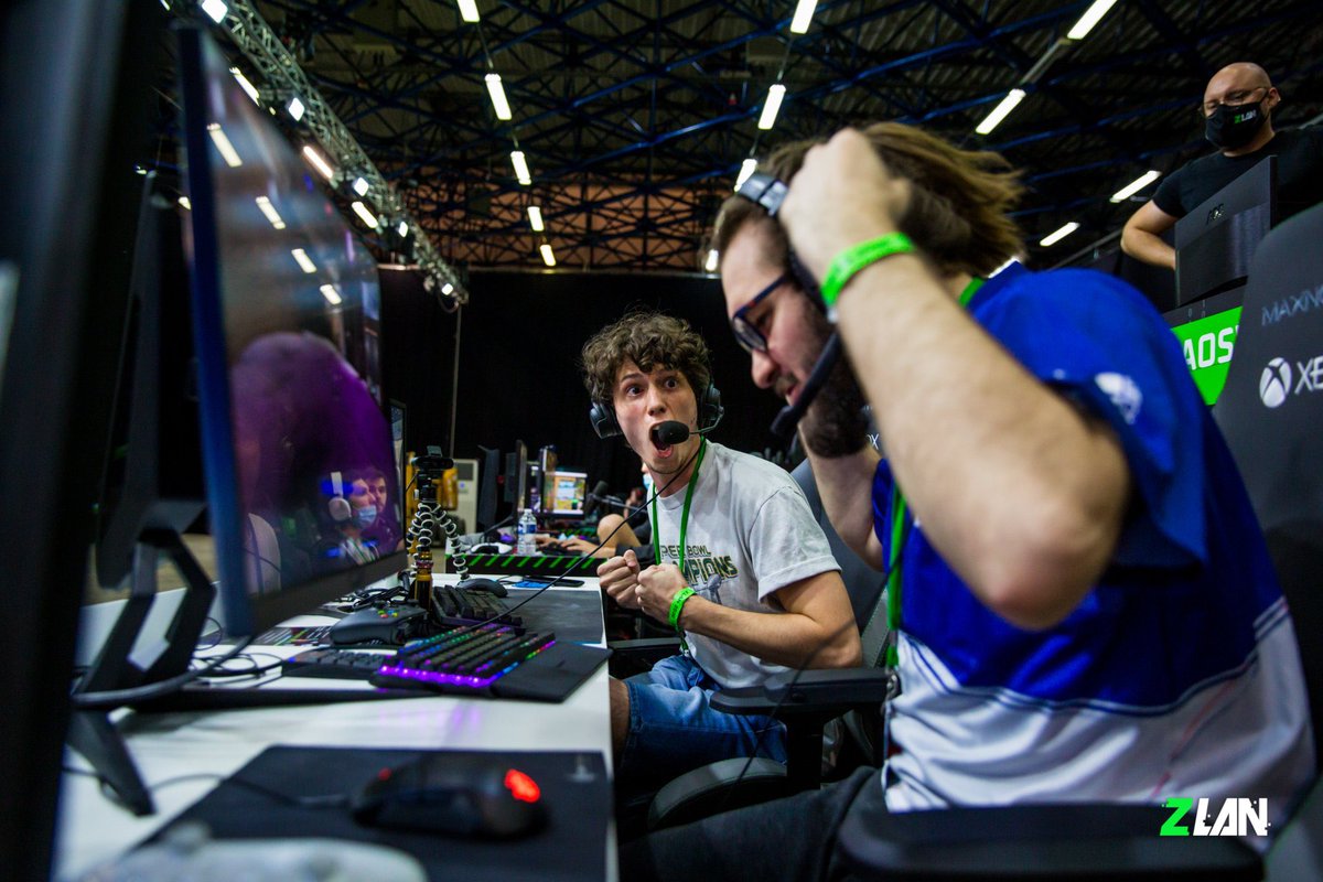 KennyStream's tweet image. Quel événement de fou, le training, les retrouvailles, les victoires, les défaites, je regrette rien. Merci ❤️