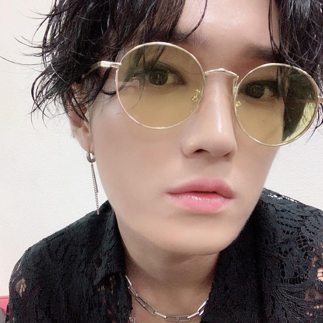 Yang jiwan teniendo uno de los estilos más cool a necessary thread