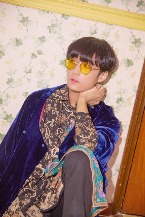 Yang jiwan teniendo uno de los estilos más cool a necessary thread