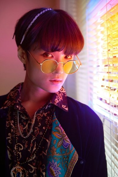 Yang jiwan teniendo uno de los estilos más cool a necessary thread