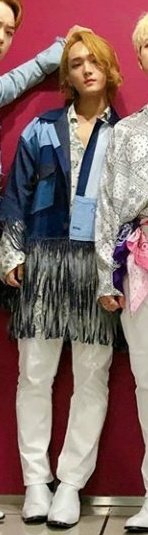 Yang jiwan teniendo uno de los estilos más cool a necessary thread