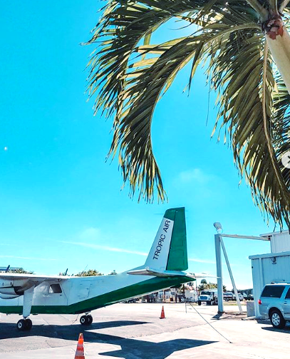 JETRUNWAYCAFE's tweet photo. Join us tomorrow morning from 8am to 10am for JET perks!
Don't forget to tag us in your photos like this one! Thanks for the amazing pic @the_tipsy_floridians 😊
#JetYourLife #JetRunwayCafe #SFL #broward #local https://t.co/RIjHypMH59